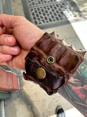 Alligator bracelet