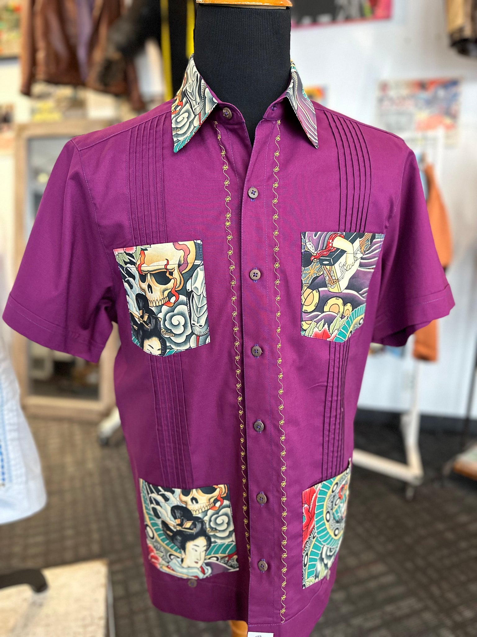 Geisha beauty guayabera