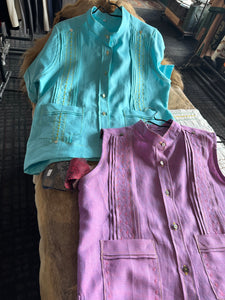 Women’s linen guayaberas