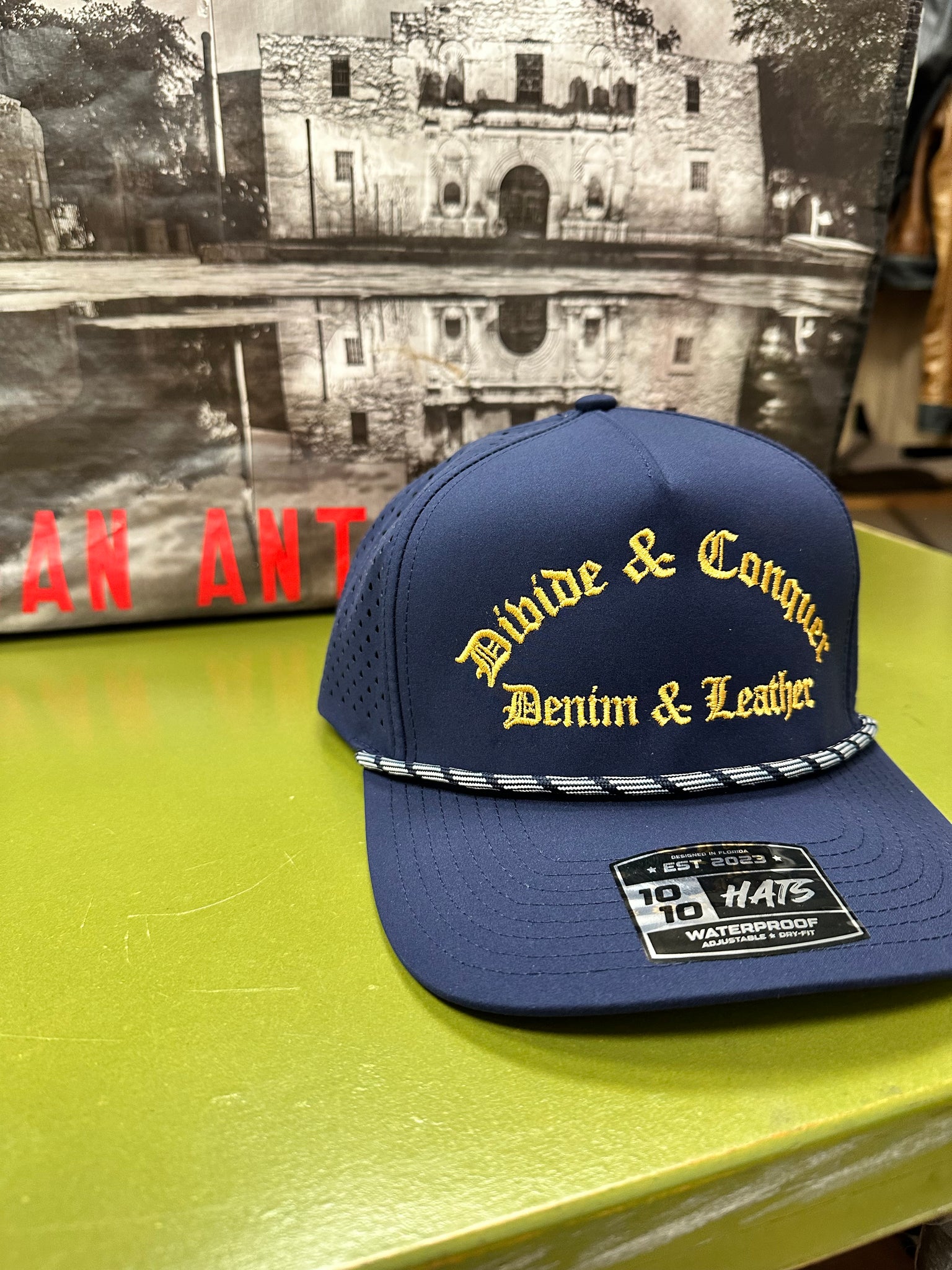Hats Water proof, Divide & Conquer