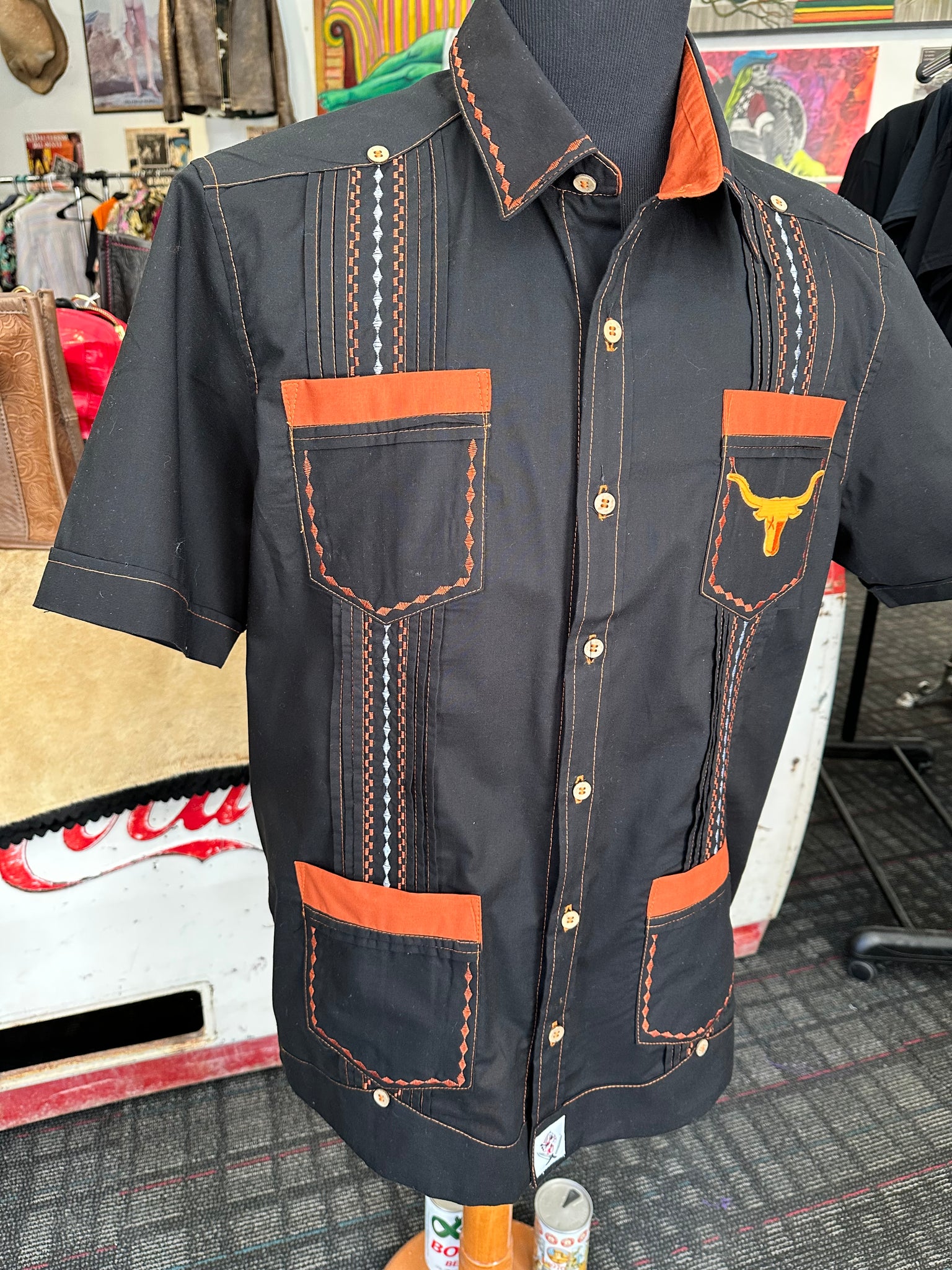 UT longhorns guayabera black