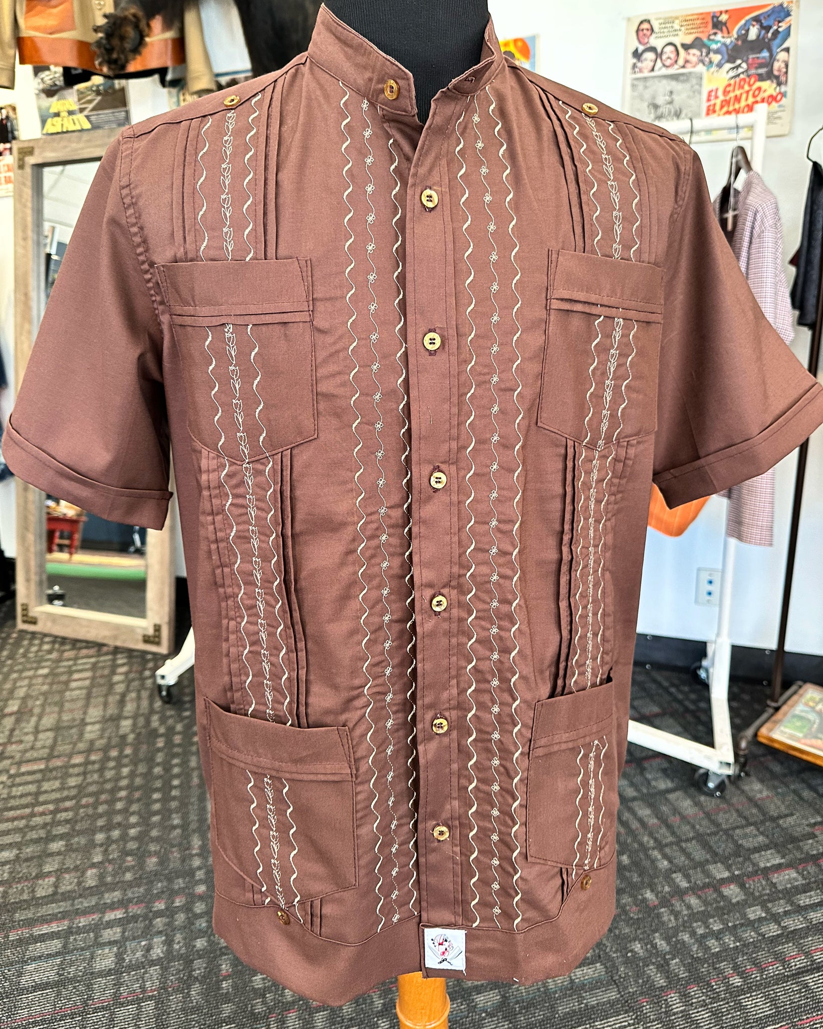 The deal closer guayabera