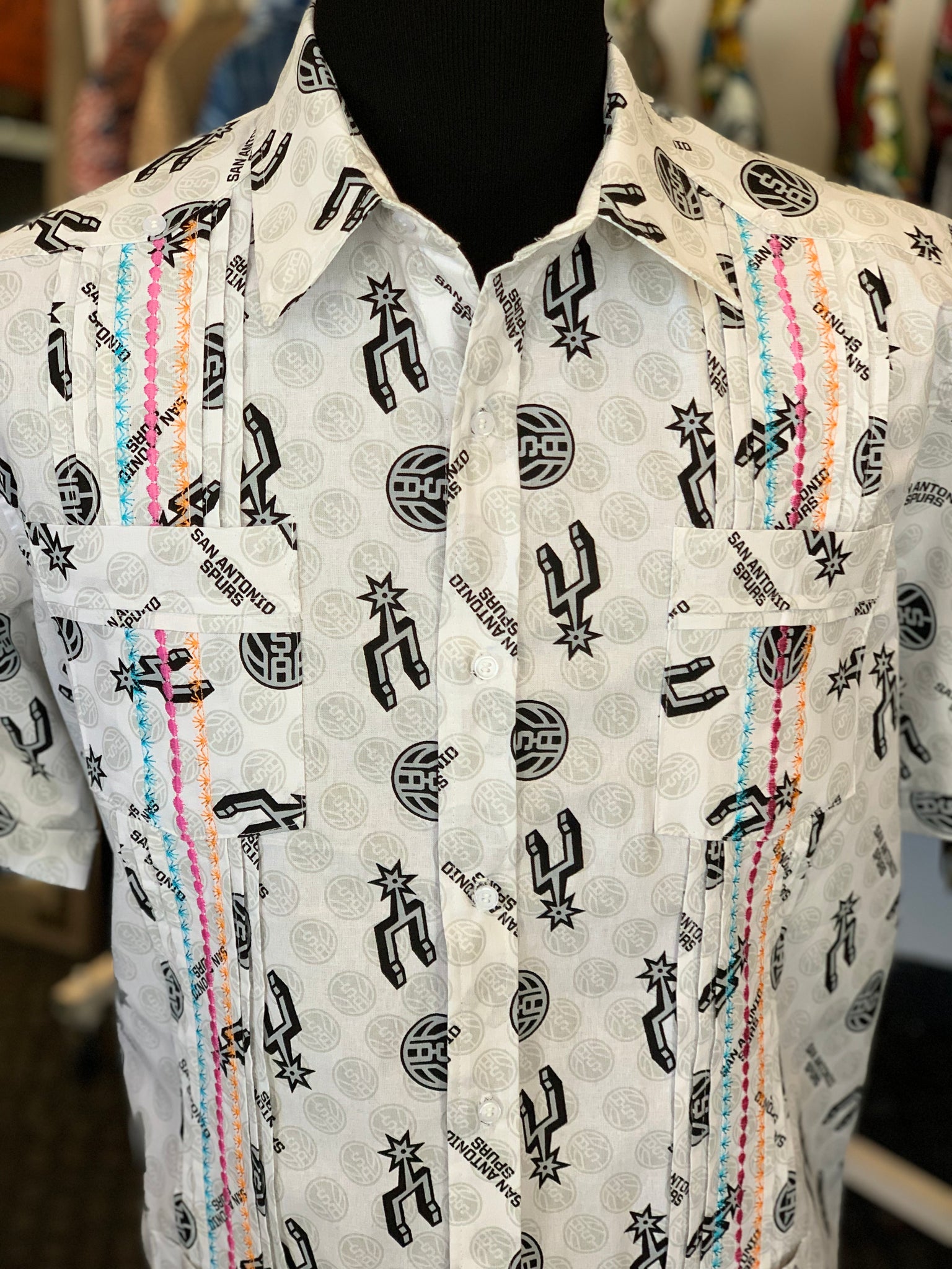 San Antonio Spurs guayabera