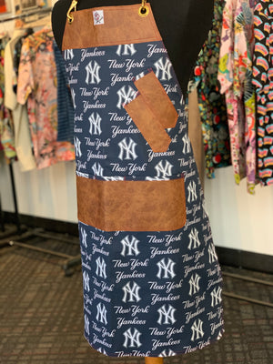 NY Yankees apron